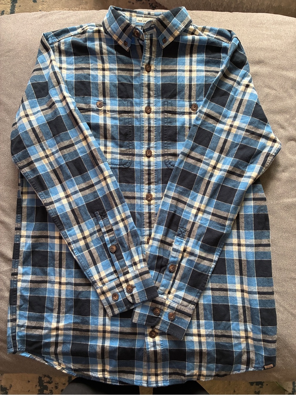 Duluth Trading Co Blue and Cream Plaid Button-Down Shirt